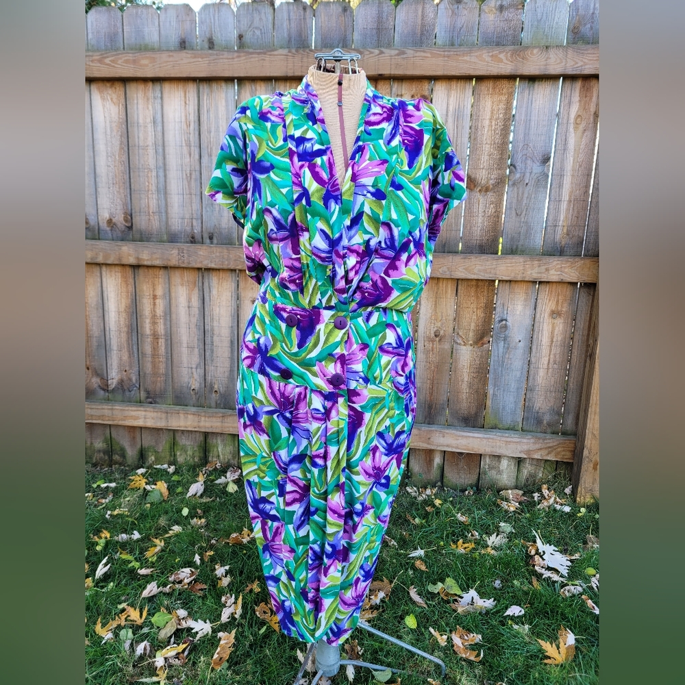 Vintage Erika's Place floral dress